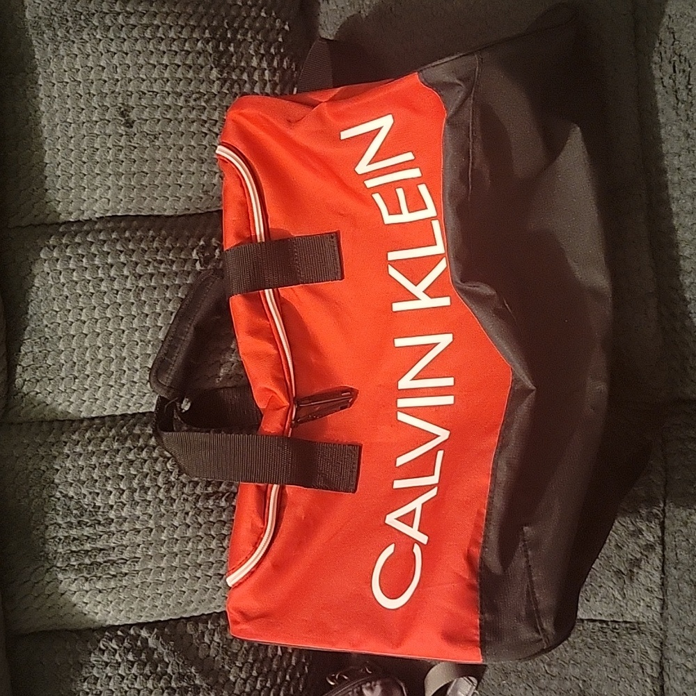 Calvin klein midsized duffle bag